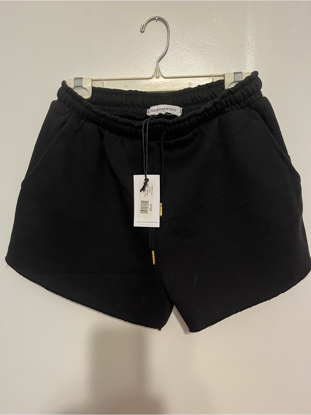 WeWoreWhat Black Sweat Shorts – New With T